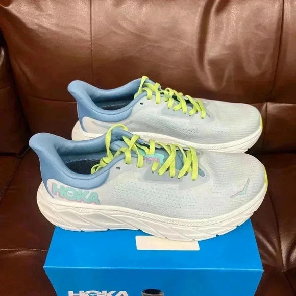 Womens Hoka Arahi 7 - Picture 2 of 5